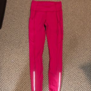Hot pink lululemon leggings